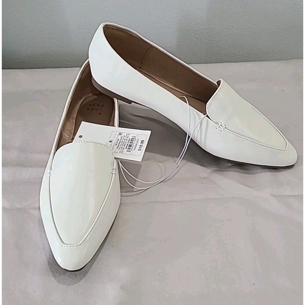 NWT A New Day Hayes Pointed Loafer Flats Cream Ivory Faux Leather Shoes Foam 8.5